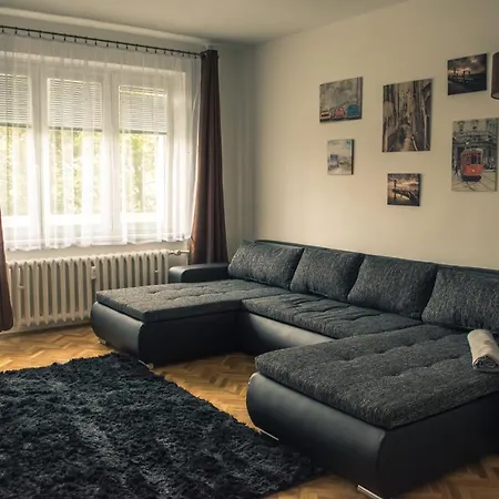 Apartment Jnj Velkomoravska *